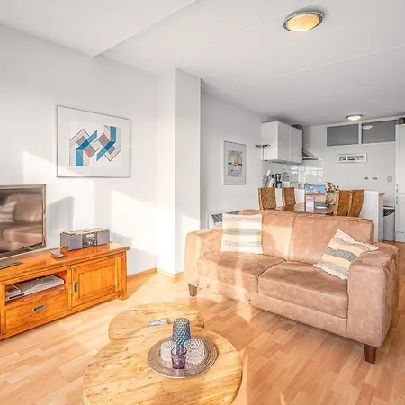 Appartementencomplex Juliana 90 * Де-Коог